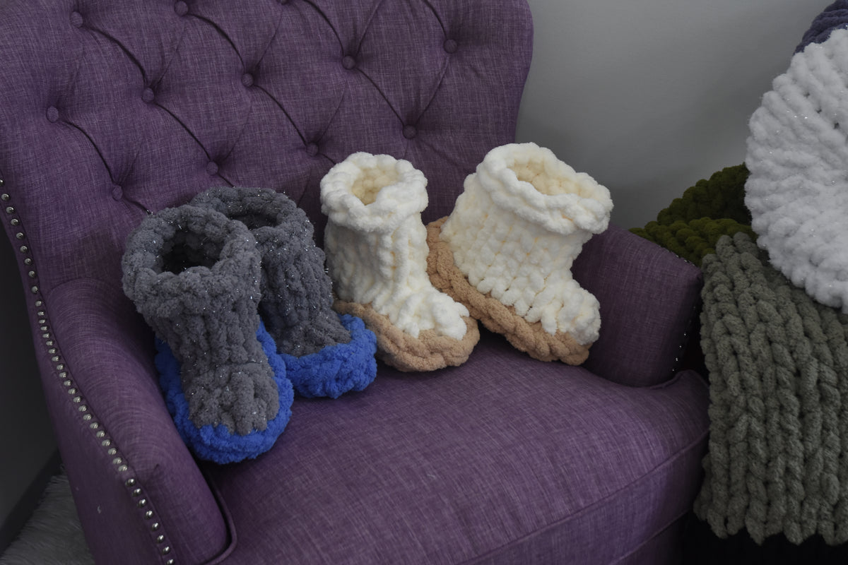 Chunky chenille Booties, Video tutorial – BeCozi