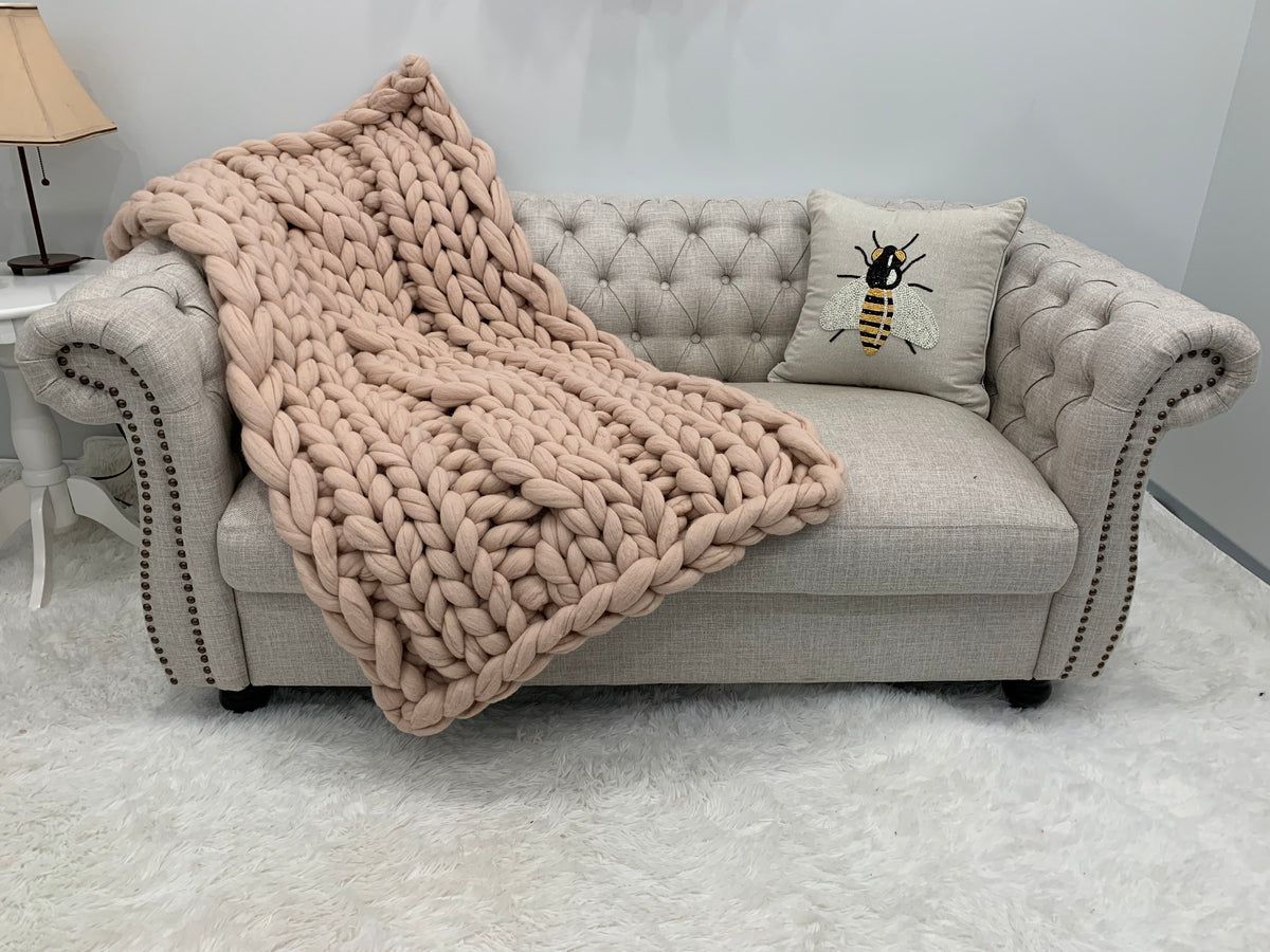 Merino Wool Blanket, Cable Knit Pattern BeCozi