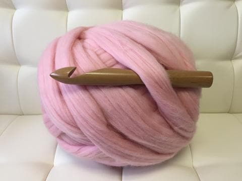 Hoooked Pink Crochet Hook - 15mm (xl) – Eco Yarn Co.