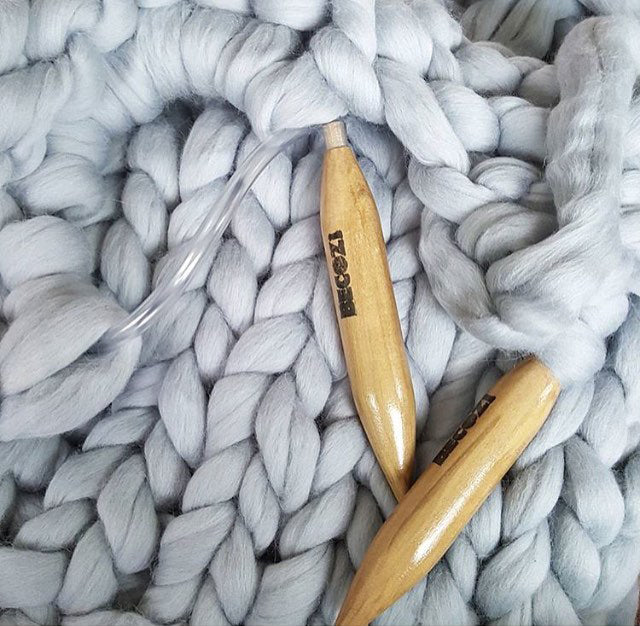 Thick Chunky Yarn Chunky Wool Yarn Bulky Yarn for Crocheting Arm Knitting Yarn Weight Yarn Knit Yarn for Knitted Blanket Mat Weaving Sweater Gray