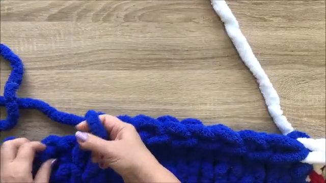 Chunky Knit Chenille Yarn blanket – BeCozi