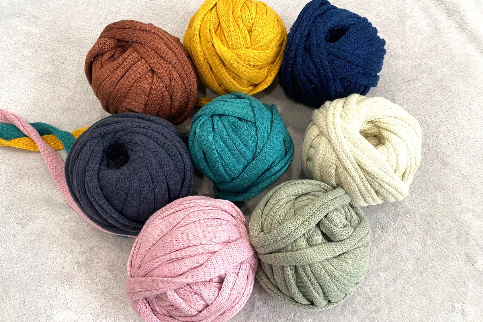 Soft & Stretchy Velvet Yarn, 2.2 lbs skein