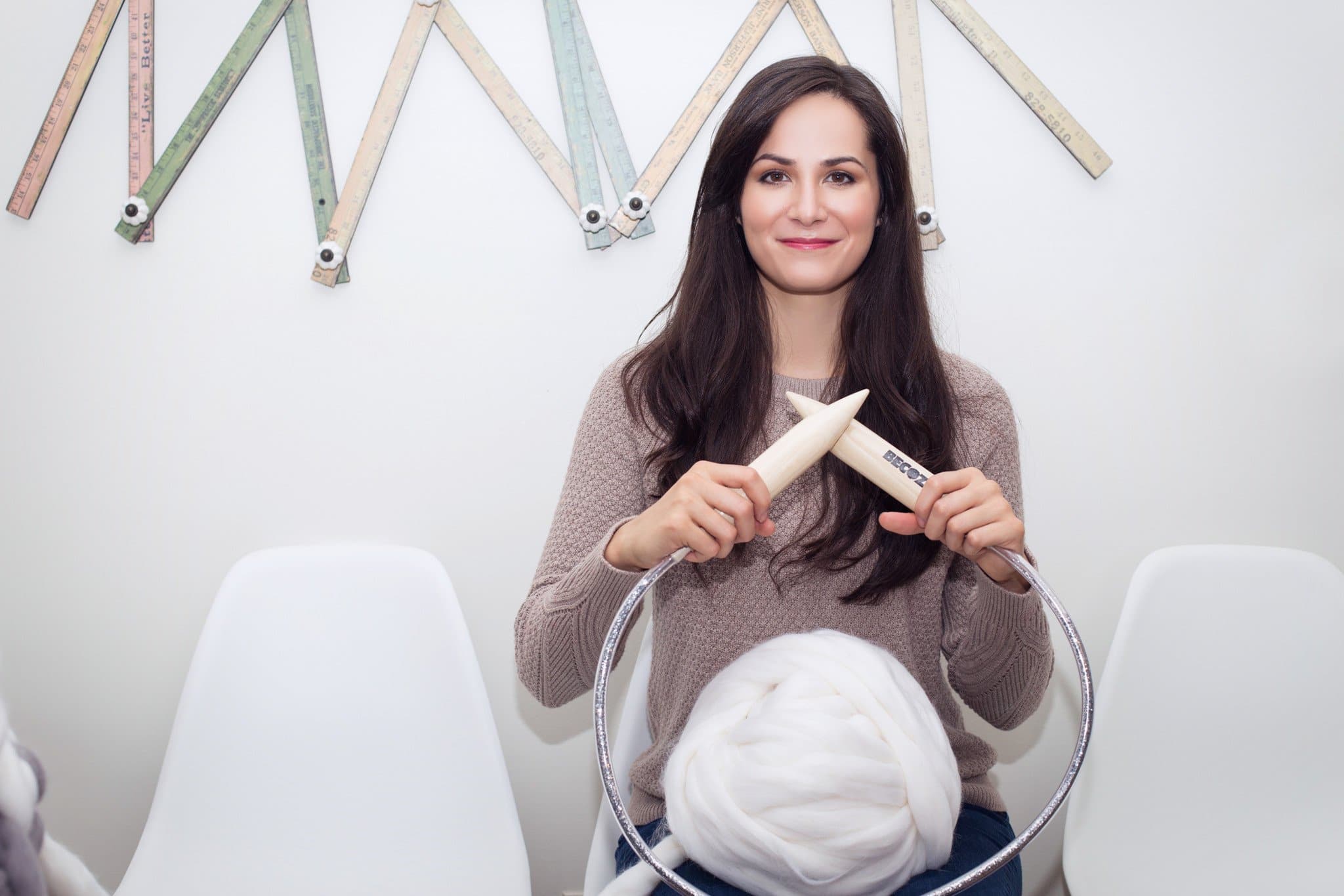 Giant Circular Wooden Needles for Super Chunky Knitting. – BeCozi