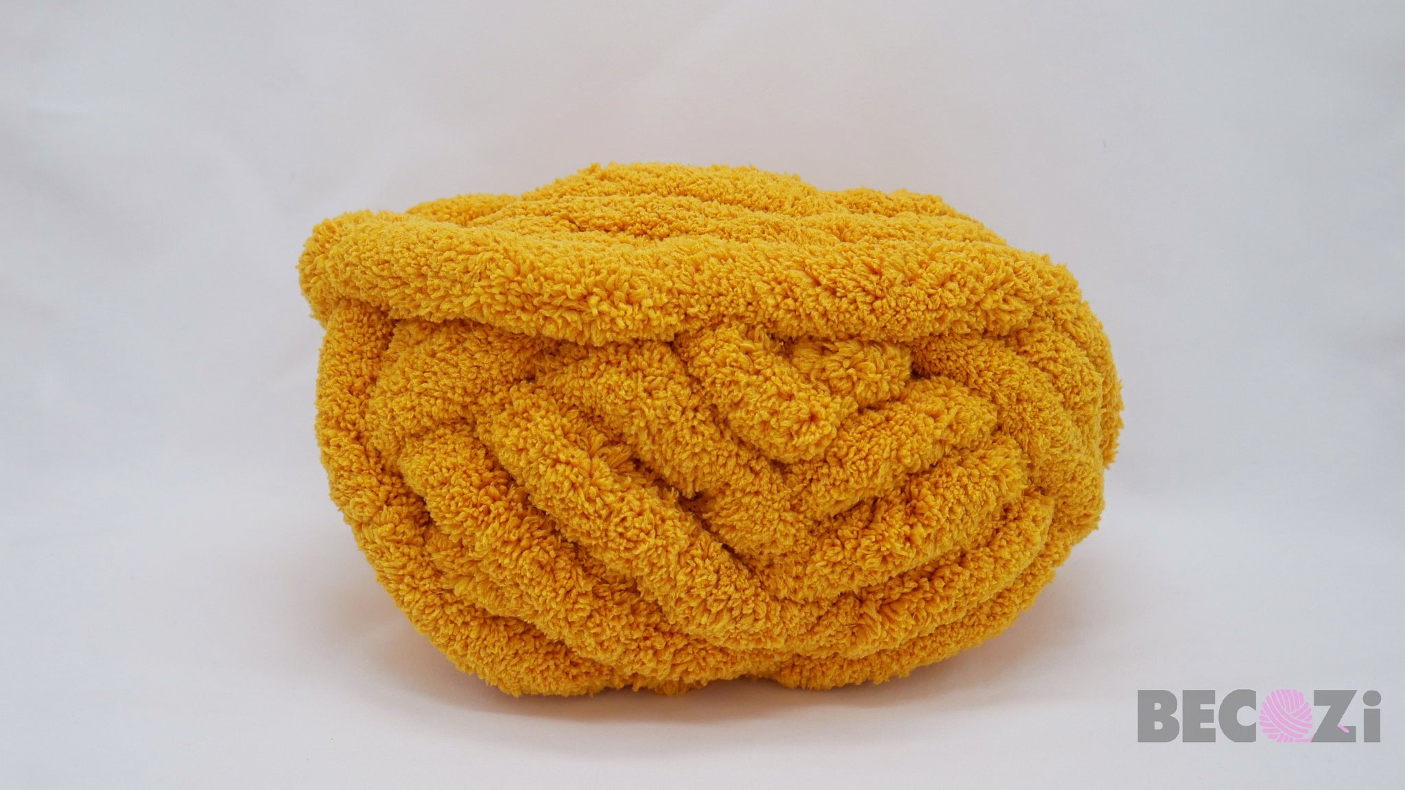 DIY Arm Knitting Kit. Blanket 25x30. Super Chunky Merino Wool – BeCozi