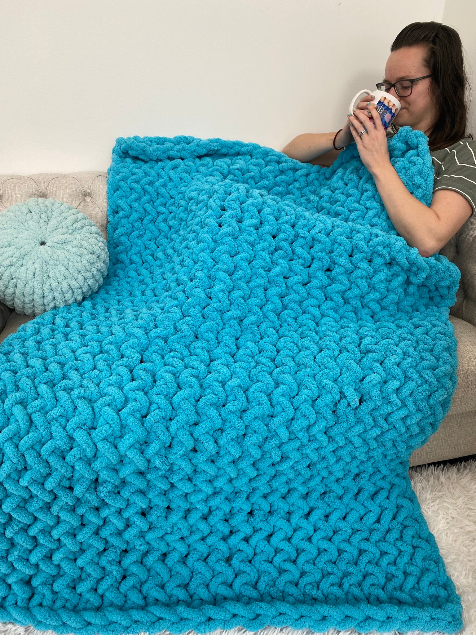 Chunky Knit Vegan Yarn blanket – BeCozi